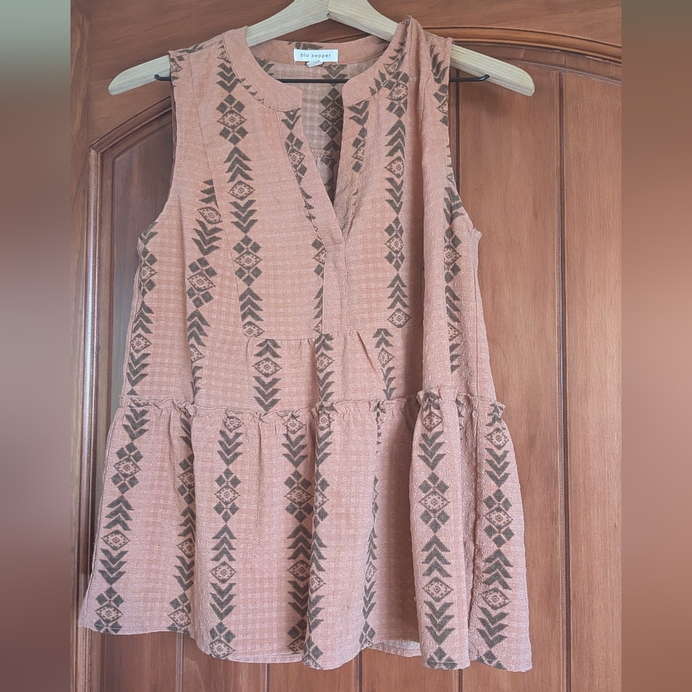 Blu Pepper Rust Geometric Blouse